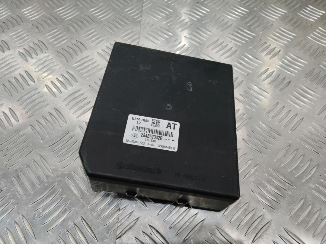 блок предохранителей Renault Scenic 3 поколение 2009, 284B62342R - фото №1