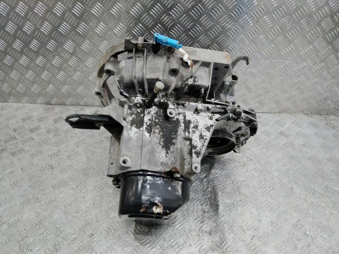 КПП механическая (МКПП) Renault Megane 2 поколение 2002, 1.6 л., бензин, МКПП, JB3982 - фото №1