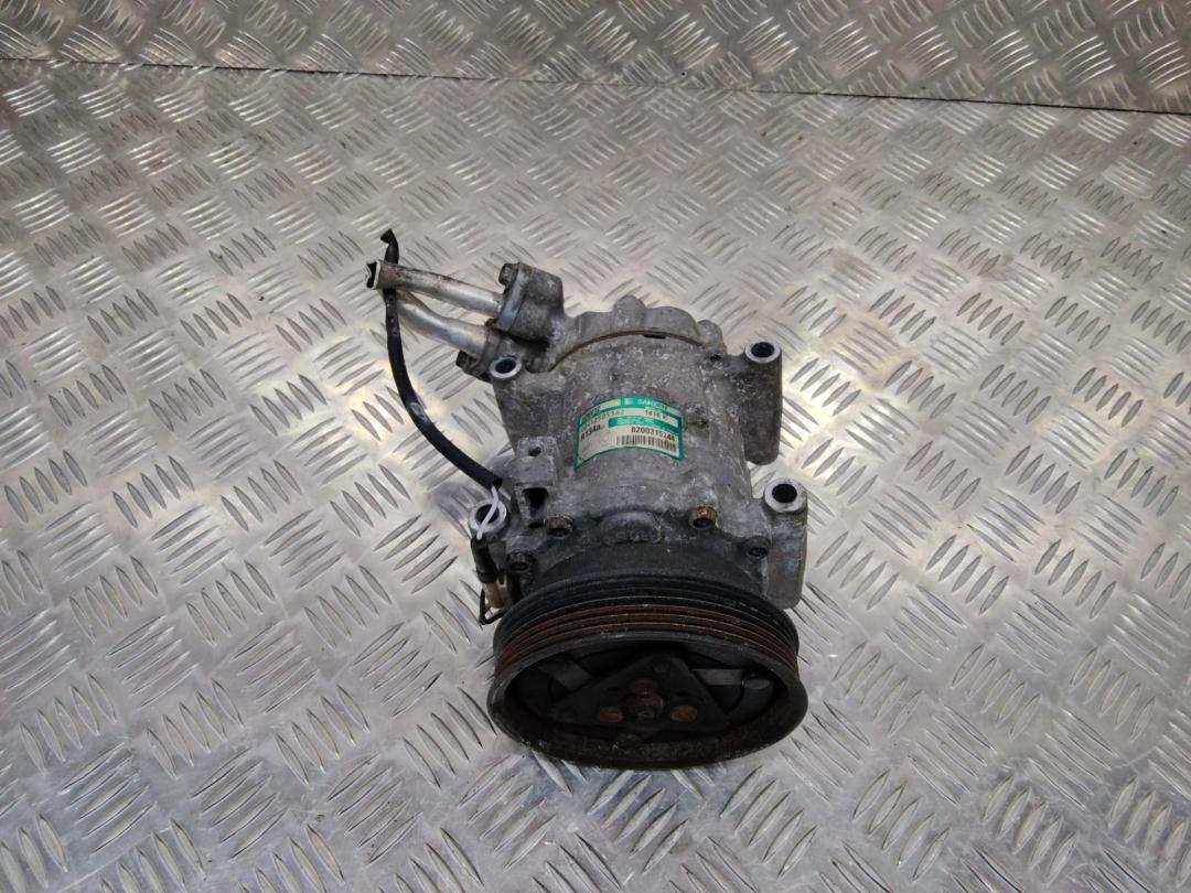 компрессор кондиционера Renault Clio 3 поколение 2005, 8200315744 - фото №1