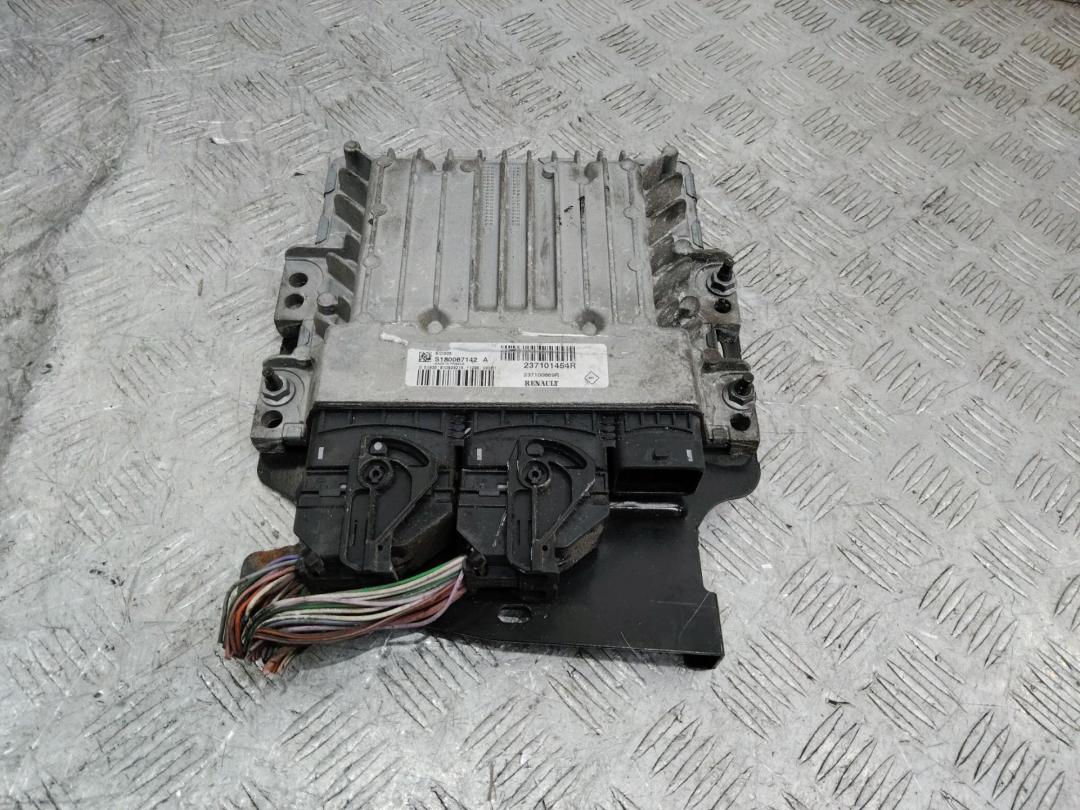 блок управления двигателем Renault Megane 3 поколение 2011, 1.5 л., дизель, 237101454R - фото №1