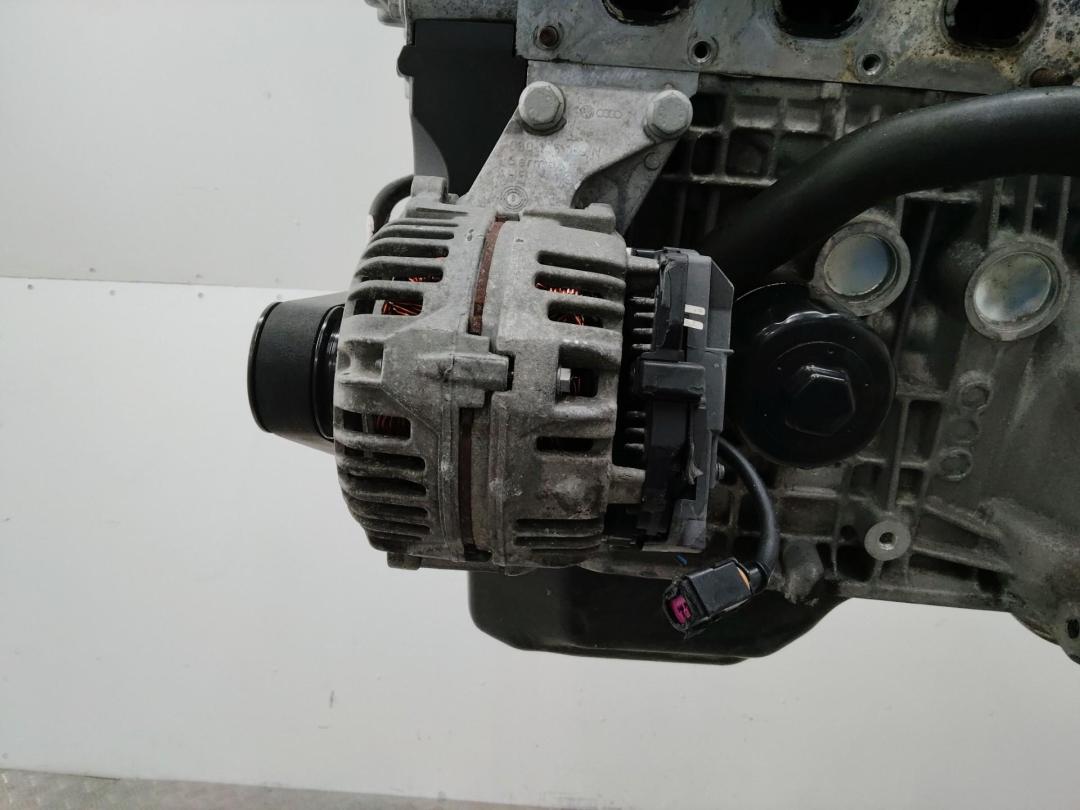 генератор Volkswagen Polo 5 поколение 2011, 1.4 л., бензин - фото №1