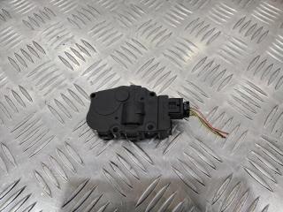 моторчик заслонки печки BMW X1 F48 2016, 412650750