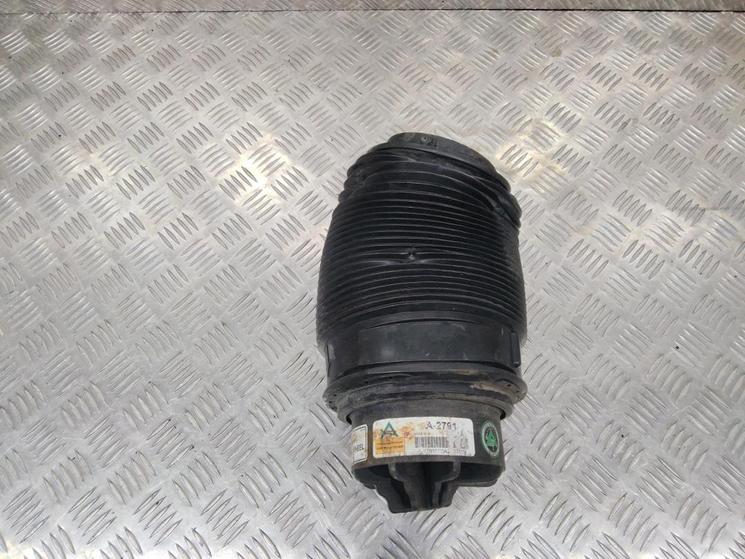 пневмоподушка Mercedes-Benz E-Класс W212/S212/C207/A207 2011, 2.2 л., дизель - фото №1
