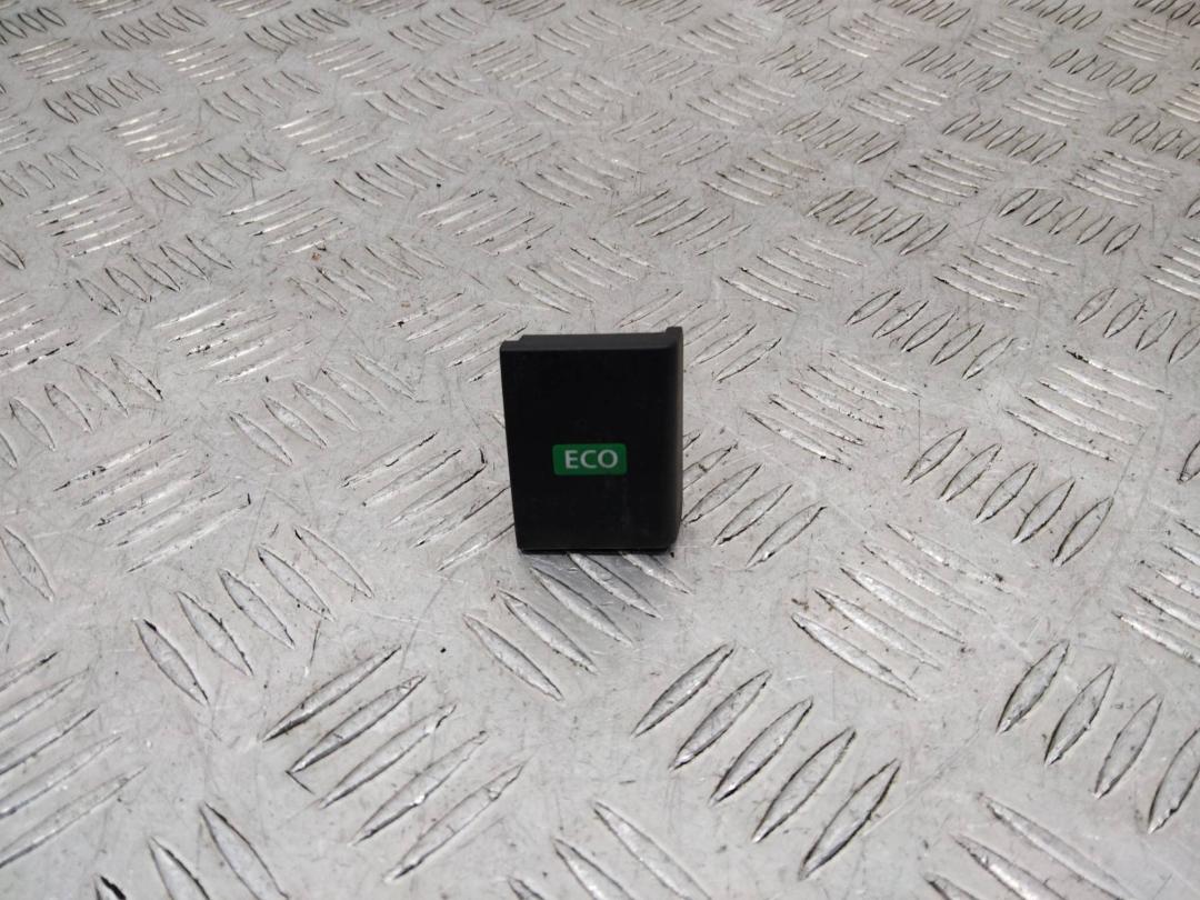 кнопка (выключатель) Nissan Cabstar 3 поколение F24 2014 - фото №1