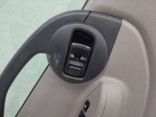 ручка внутренняя передняя левая Nissan Cabstar F23 2015