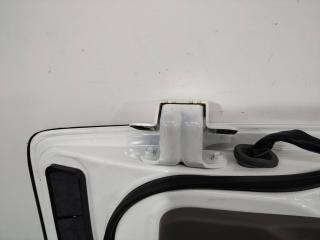 петля двери Nissan Cabstar F23 2015