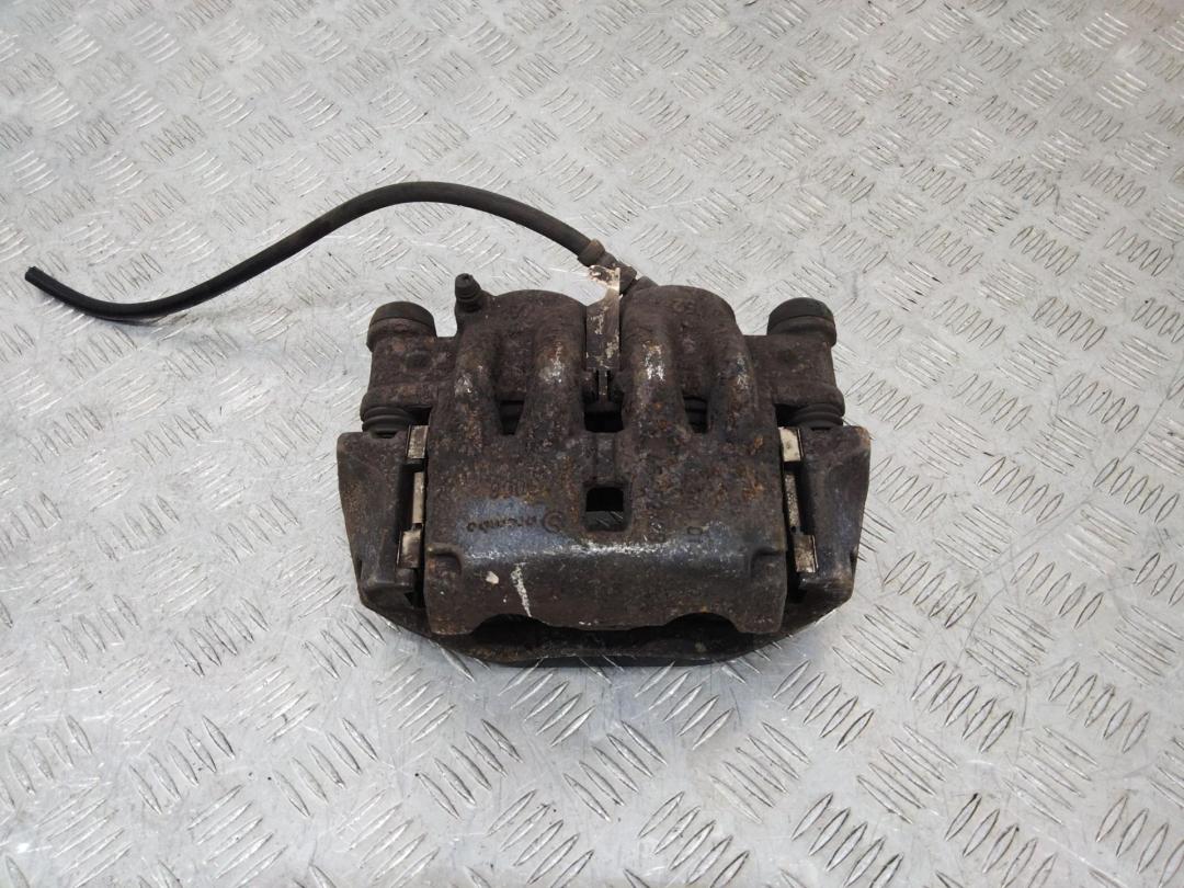 суппорт передний правый Citroen Jumper 2 поколение 2013, 2.2 л., дизель, 22942000 - фото №1