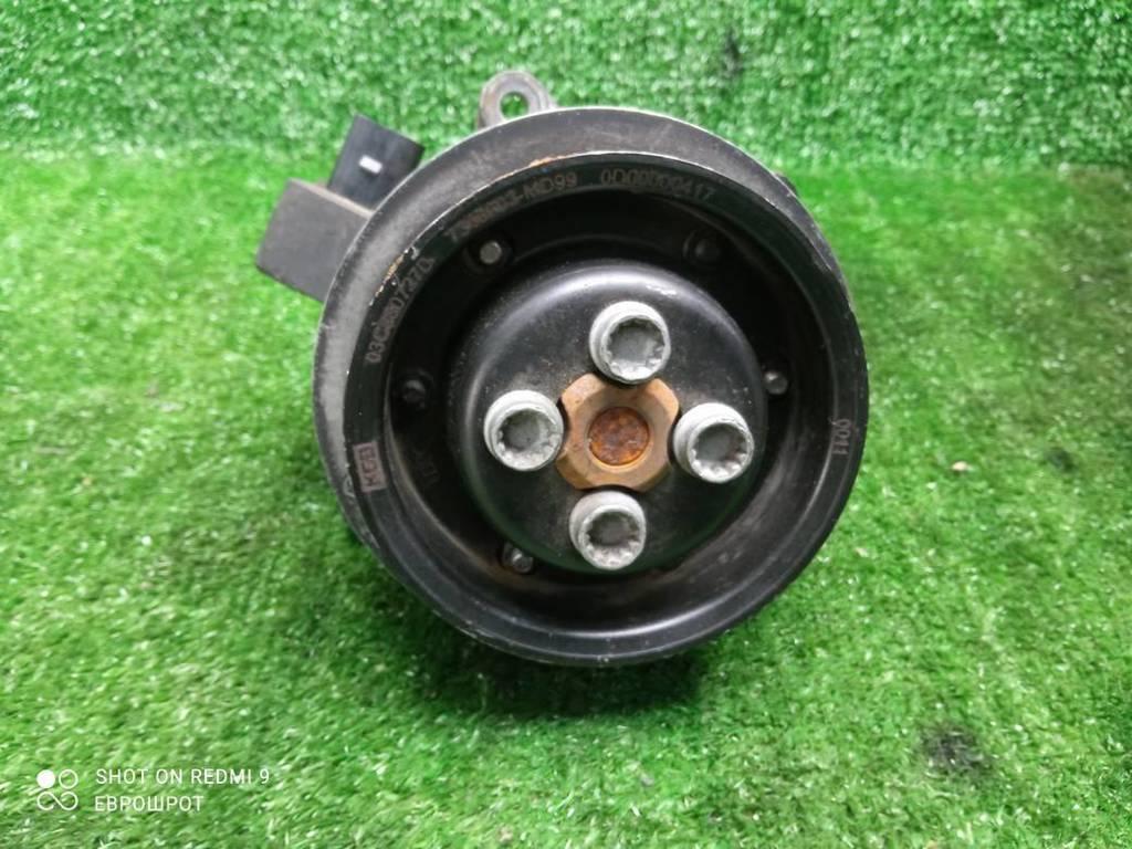 помпа Volkswagen Jetta V (2005—2011) 2008, Название двигателя 1.4TSI BLG, 03C121004J - фото №1