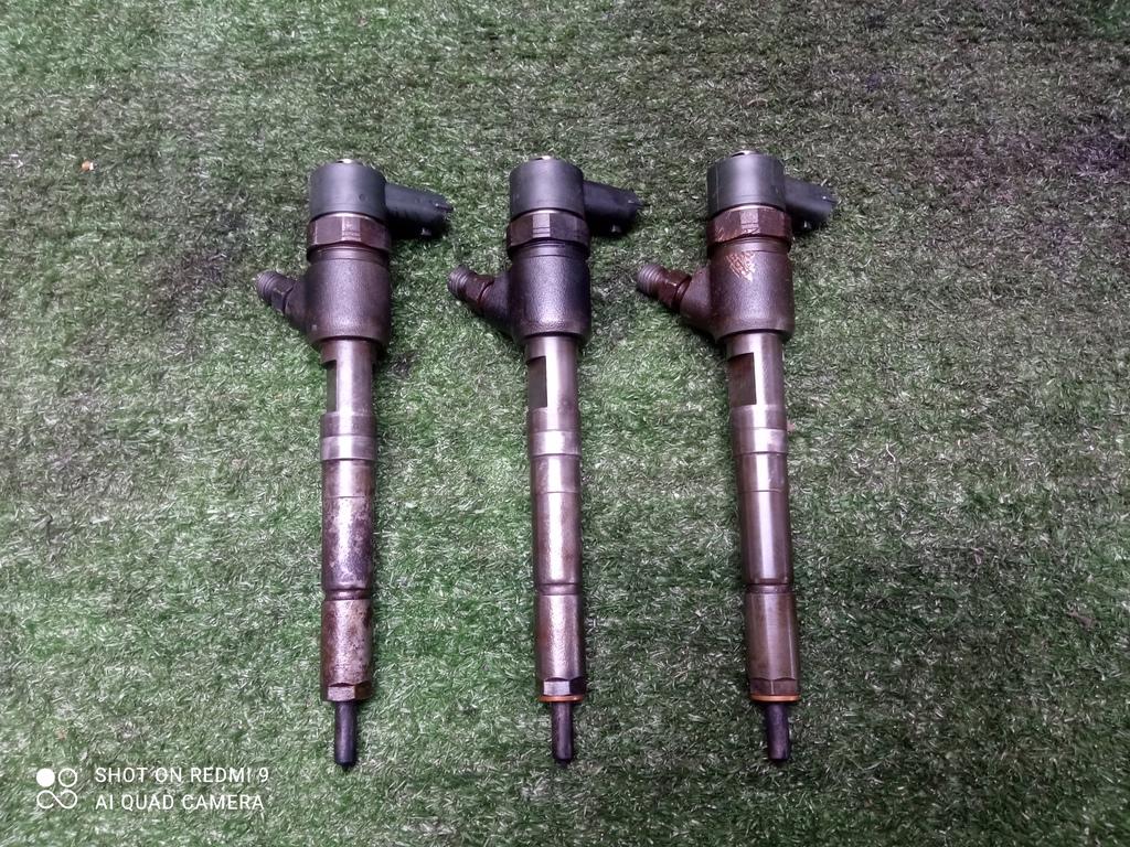форсунка Opel Astra H рестайлинг (2006—2014) 2012, Название двигателя 1.3CDTI Z13DTH, 0445110183 - фото №1