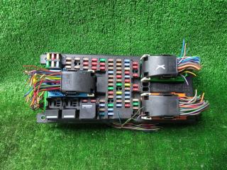 блок предохранителей Land Rover Discovery III (2004—2009) 2008, 2.7TD 276TDV6, YQE500350