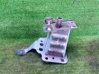 кронштейн переднего бампера Opel Vectra C рестайлинг (2005—2008) 2007, 1.8i Z18XER, 1405035