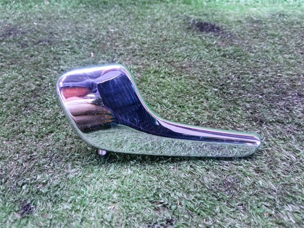 ручка внутренняя Opel Corsa D (2006—2010) 2010, 1.2i Z12XEP, 13297813 - фото №1