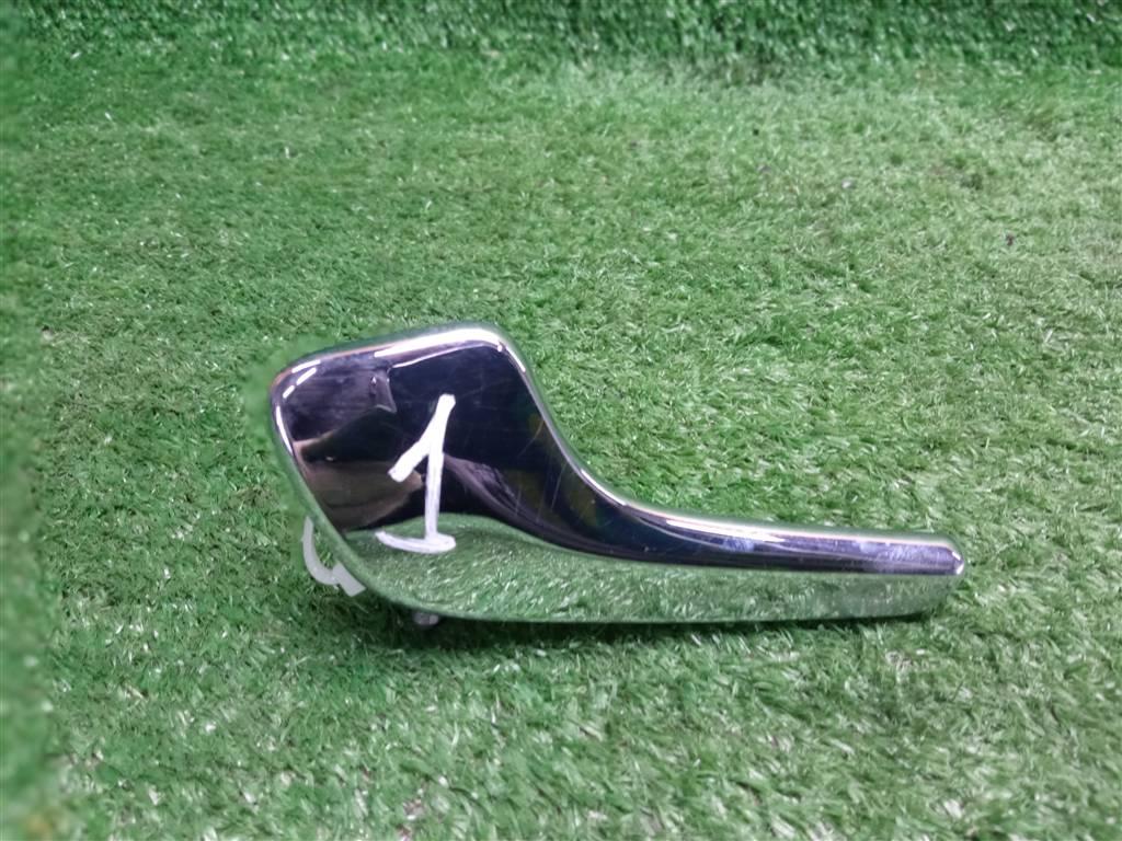 ручка внутренняя Opel Corsa D (2006—2010) 2010, 1.2i Z12XEP, 13297813 - фото №1