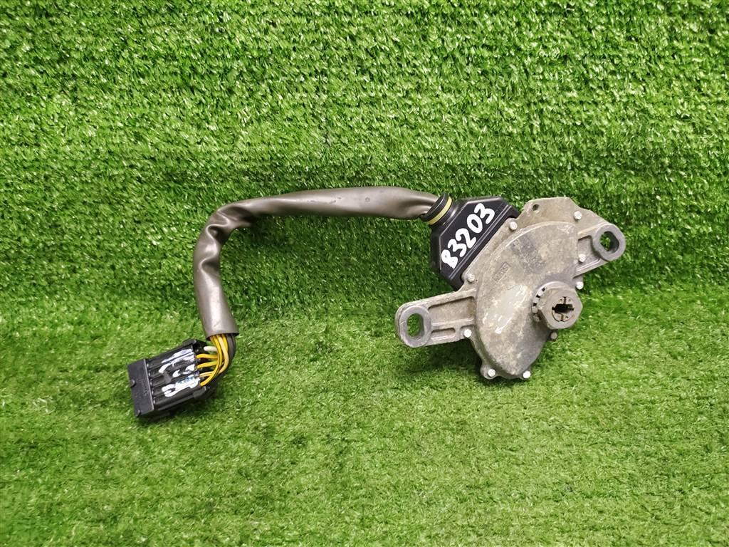 селектор АКПП Opel Astra H рестайлинг (2006—2014) 2012, 1.8i Z18XER, 6290392 - фото №1