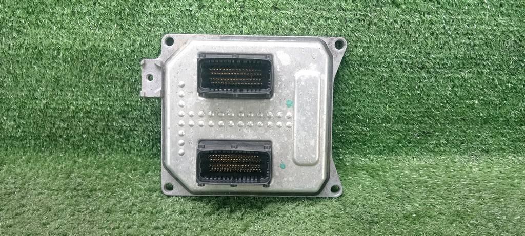 блок управления двигателем Opel Astra H рестайлинг (2006—2014) 2012, 1.8i Z18XER, 12992406 - фото №1