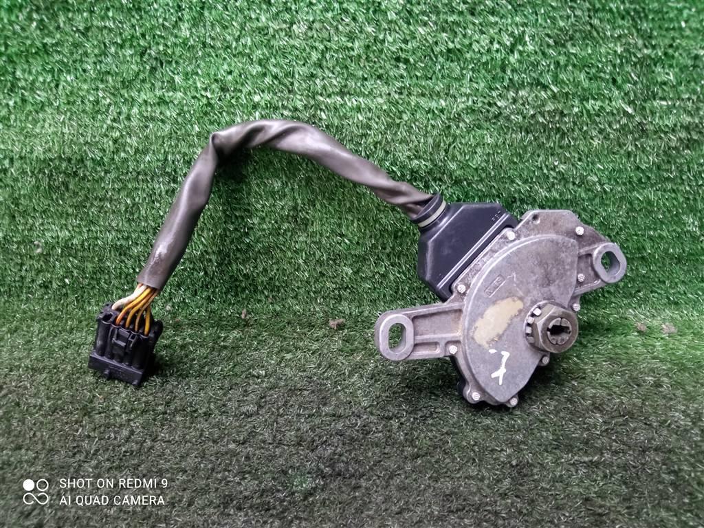 селектор АКПП Opel Astra H рестайлинг (2006—2014) 2012, Название двигателя 1.8i Z18XER, 6290392 - фото №1