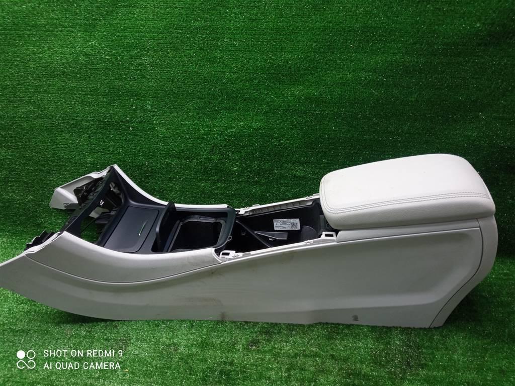 подлокотник Mercedes-Benz A-Класс W176 (2012—2015) 2014, 2.2TD 651.930, 24668006197C70 - фото №1