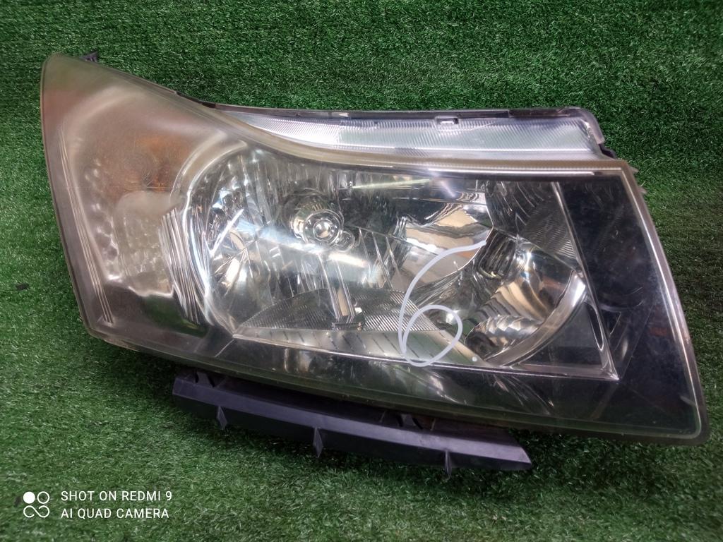 фара правая Chevrolet Cruze I (2009—2012) 2012, Название двигателя 1.8i F18D4, 95137776 - фото №1