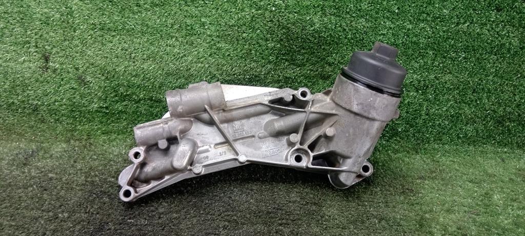 корпус масляного фильтра Opel Astra H рестайлинг (2006—2014) 2009, 1.8i Z18XER, 12992593 - фото №1