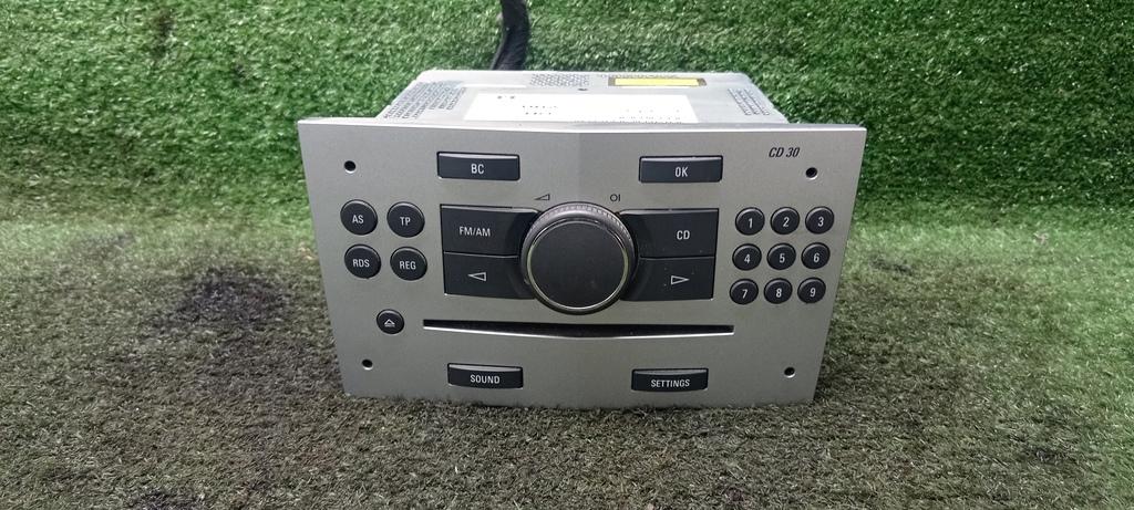 магнитола Opel Zafira B рестайлинг (2008—2014) 2009, 1.8i Z18XER, 13289928 - фото №1