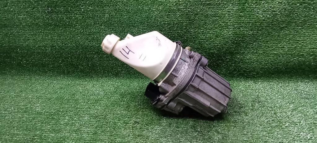 насос гидроусилителя руля Opel Astra H рестайлинг (2006—2014) 2009, 1.8i Z18XER, 13292554 - фото №1