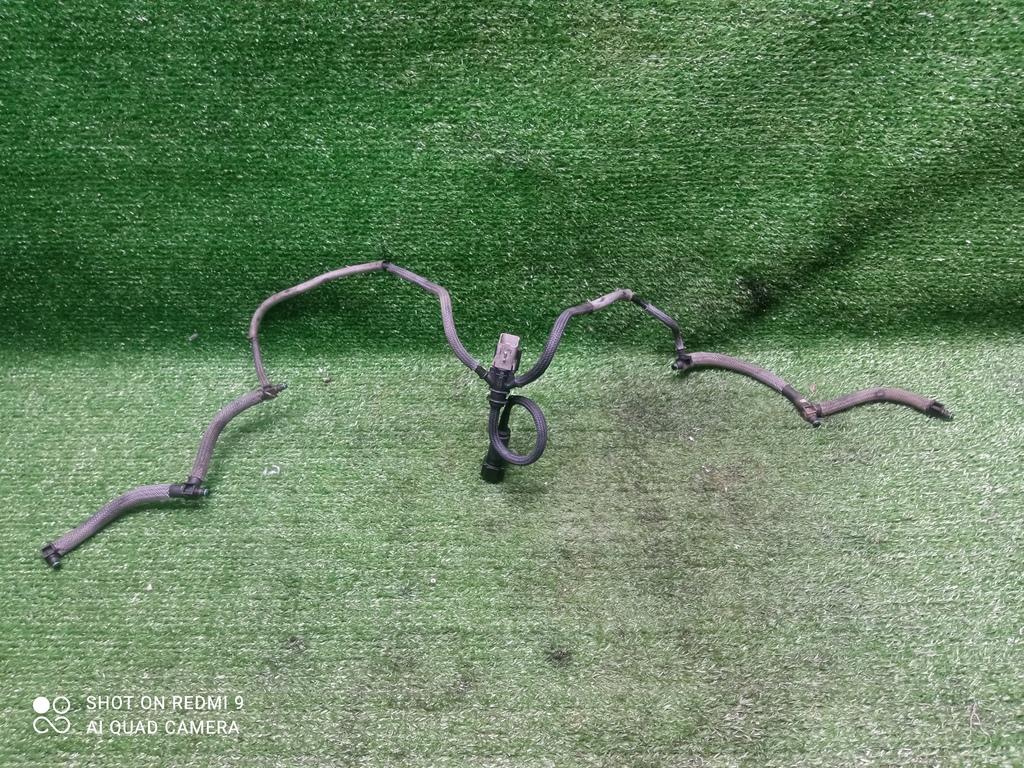 трубка обратки форсунок Land Rover Range Rover Sport I (2005—2009) 2008, 2.7TD 276DT, 1386505 - фото №1