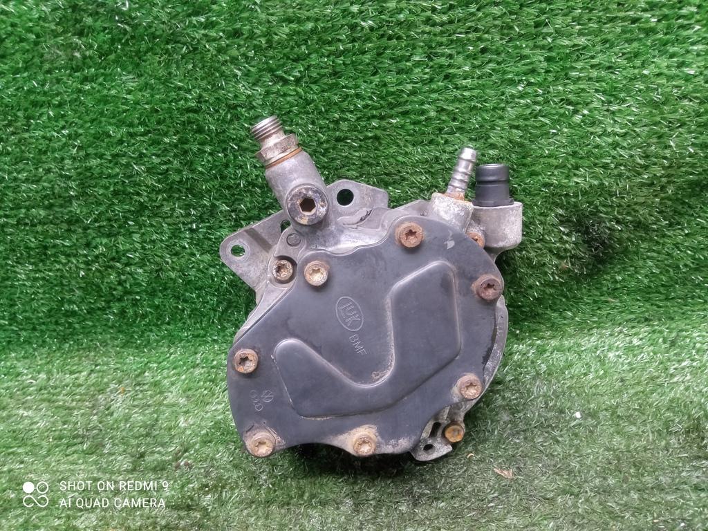 насос вакуумный Volkswagen Transporter T5 (2003—2009) 2009, 2.5TD BNZ, 070145209J - фото №1