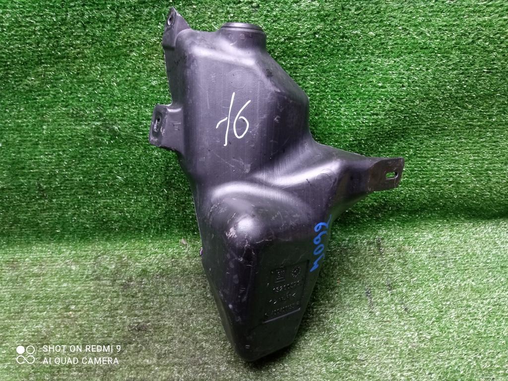 бачок омывателя Opel Astra J (2009—2012) 2010, Название двигателя 1.6i A16XER, 13260579 - фото №1