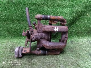 суппорт задний правый Opel Astra J рестайлинг (2012—2018) 2013, 1.6i A16XER, 13300884