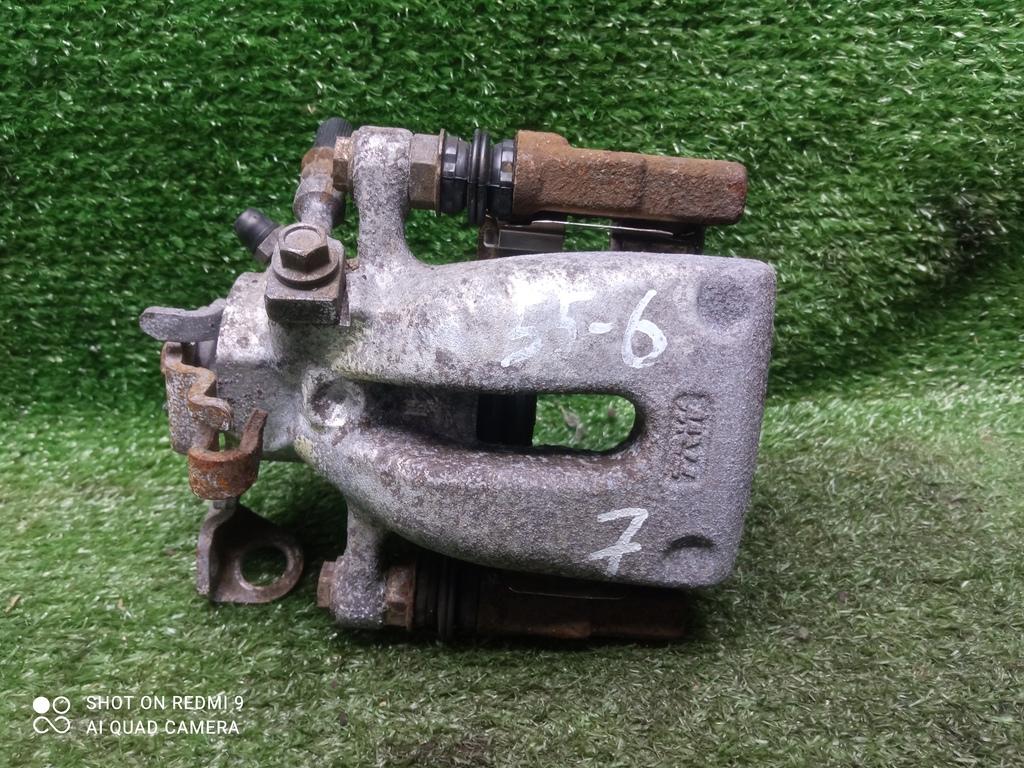 суппорт задний правый Opel Astra H рестайлинг (2006—2014) 2011, 1.8i Z18XER, 93179159 - фото №1