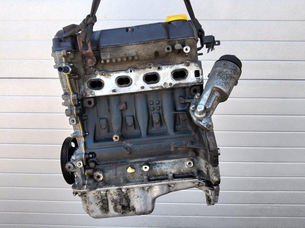 двигатель Opel Astra H рестайлинг (2006—2014) 2011, Название двигателя 1.4i Z14XEP NH3439, 93185101 - фото №1