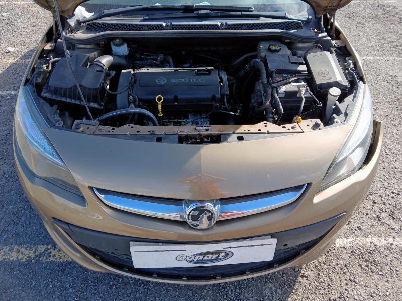 двигатель Opel Astra J рестайлинг (2012—2018) 2013, 1.6i A16XER 20TB0762, 55581163 - фото №1