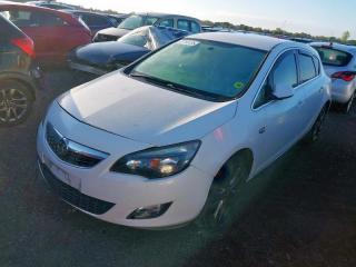 дверь передняя левая Opel Astra J (2009—2012) 2010, 13285606