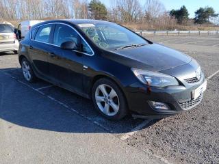 дверь передняя правая Opel Astra J (2009—2012) 2010, 13285607