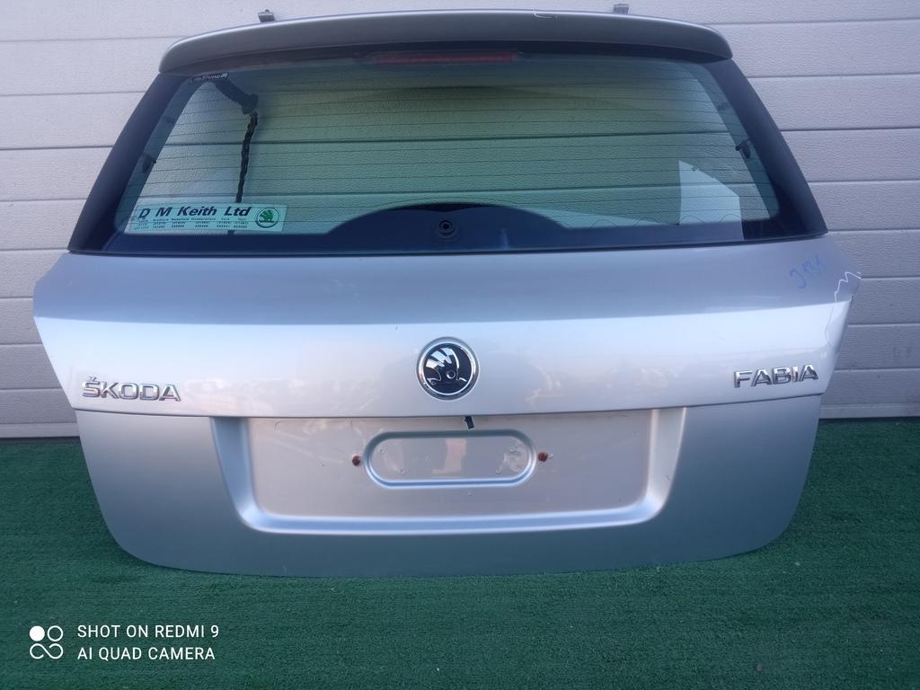 крышка багажника (дверь 3-5) Skoda Fabia II рестайлинг (2010—2014) 2012, 1.2i BZG, 5J6827159A - фото №1