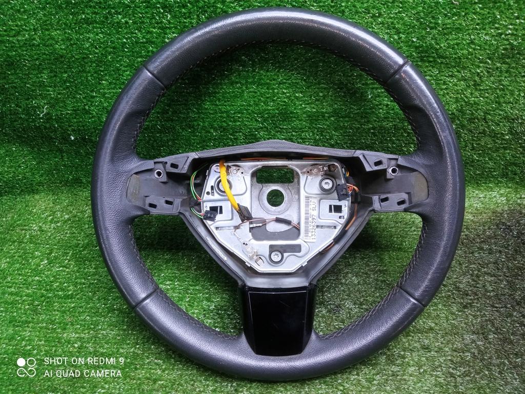 руль Opel Zafira B рестайлинг (2008—2014) 2012, 1.6i A16XER, 13326397 - фото №1