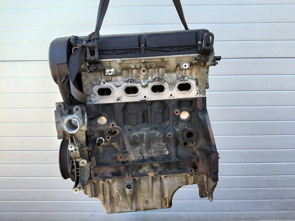двигатель Opel Astra J рестайлинг (2012—2018) 2014, Название двигателя 1.6i A16XER, 55581163 - фото №1