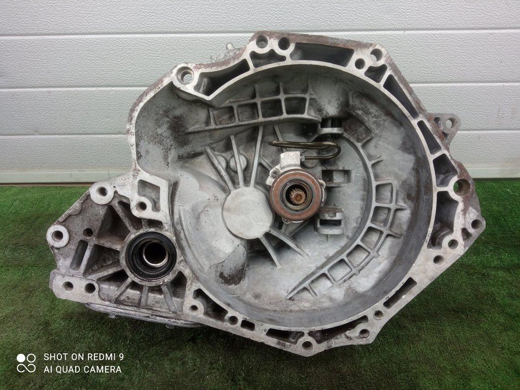 КПП механическая (МКПП) Opel Astra J (2009—2012) 2010, 1.6i A16XER, 94729479 - фото №1