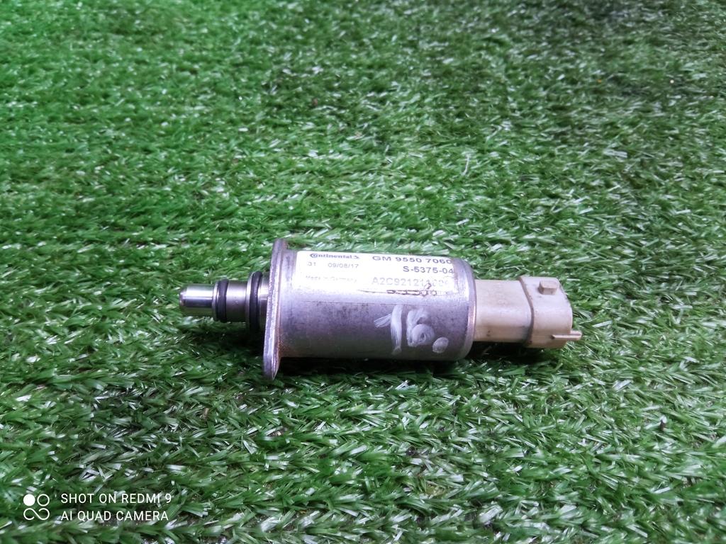регулятор давления топлива Opel Vectra C рестайлинг (2005—2008) 2008, 2.2i Z22YH, 95507060 - фото №1