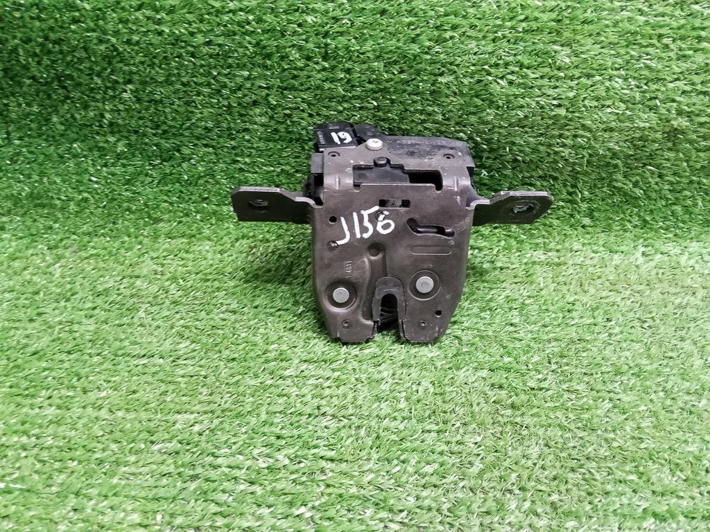 замок багажника Opel Astra J рестайлинг (2012—2018) 2012, 1.6i A16XER, 13581023 - фото №1