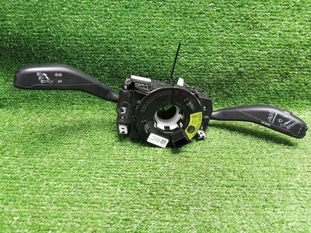 переключатель подрулевой (стрекоза) Skoda Fabia II рестайлинг (2010—2014) 2013, 1.2i BZG, 6R0953501A - фото №1