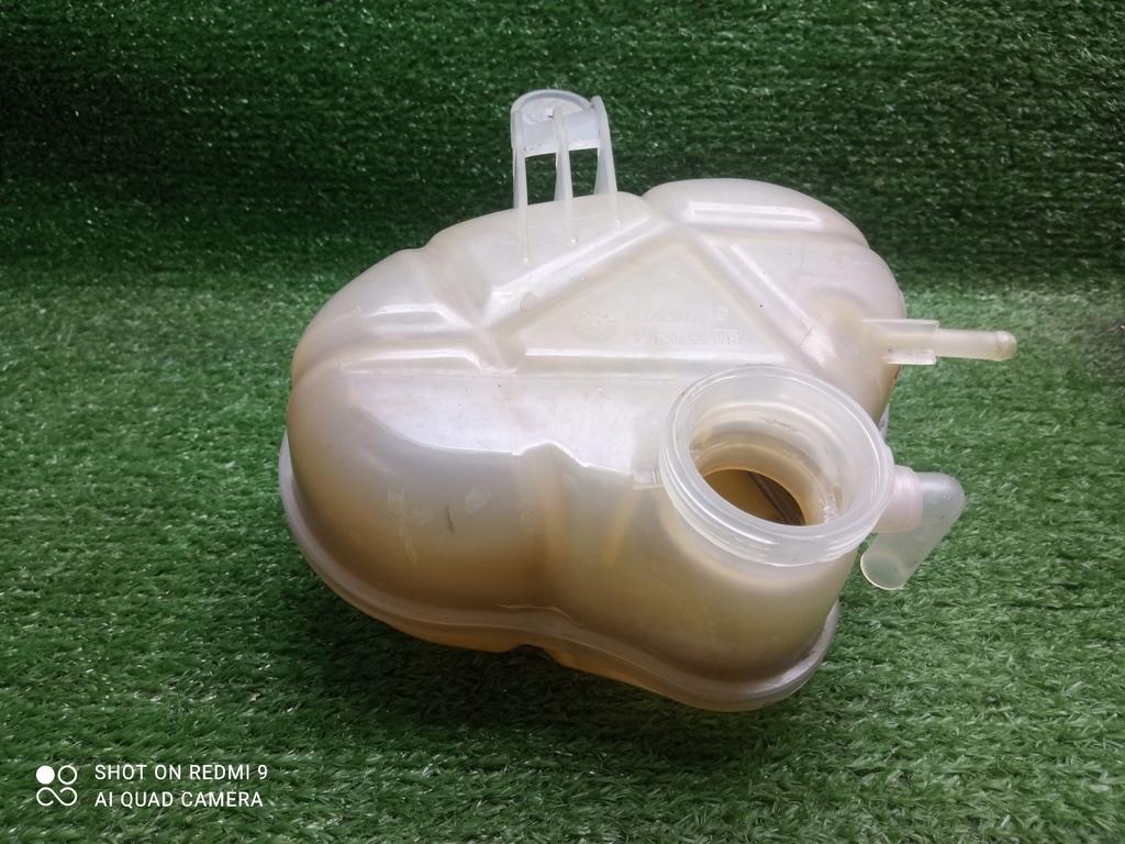 бачок расширительный Opel Corsa D (2006—2010) 2009, 1.4i Z14XEP, 55702164 - фото №1