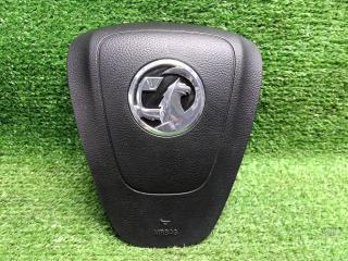 подушка безопасности водителя Opel Astra J рестайлинг (2012—2018) 2012, 1.6i A16XER, 13299779