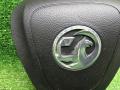 подушка безопасности водителя Opel Astra J рестайлинг (2012—2018) 2010, 1.6i A16XER, 13299779 - фото №2