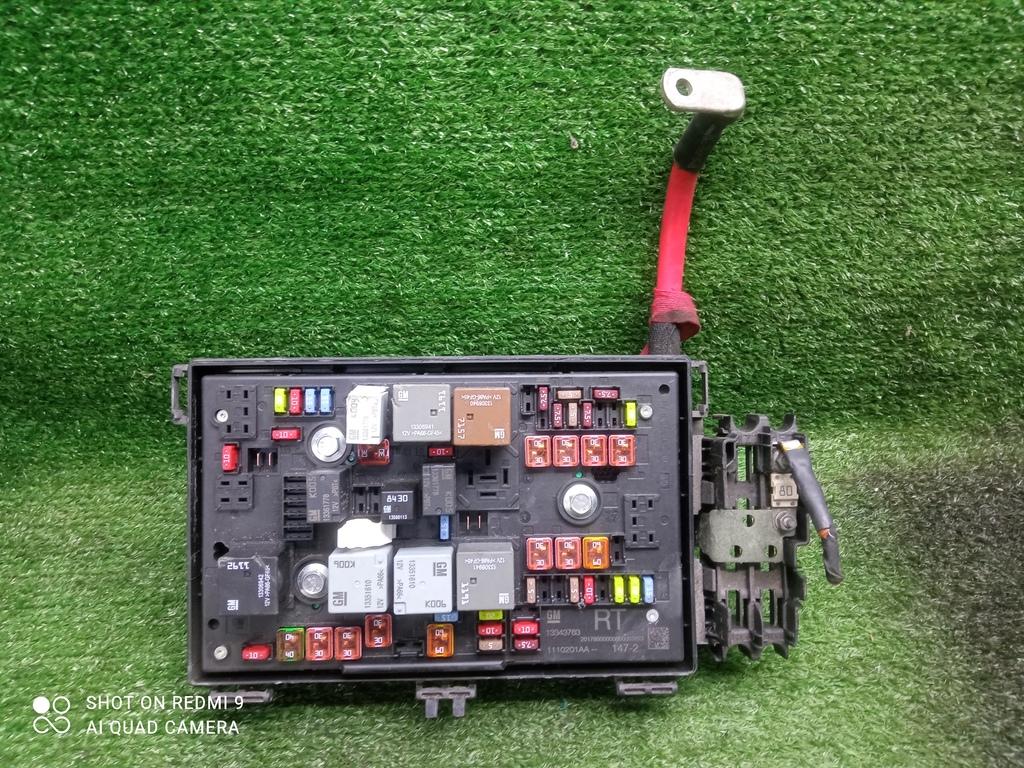 блок предохранителей Opel Astra J (2009—2012) 2011, 1.4T A14NET, 13343763 - фото №1