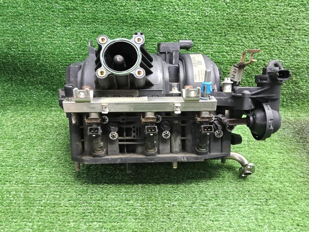 коллектор впускной Opel Corsa D (2006—2010) 2009, 1.0i Z10XEP, 55557905 - фото №1