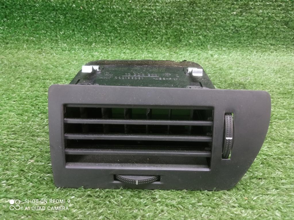 дефлектор обдува салона Opel Astra H рестайлинг (2006—2014) 2011, 1.8i Z18XER, 13228916 - фото №1