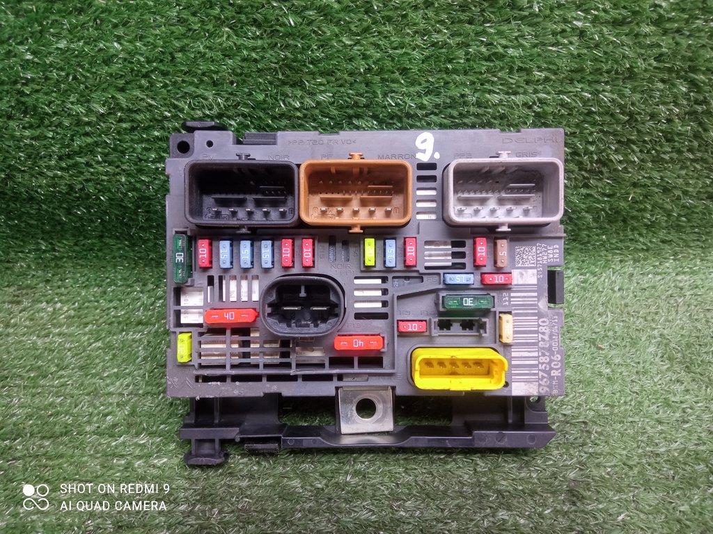 блок предохранителей Peugeot 408 I (2012—2017) 2013, 1.6i EP6, 9675878780 - фото №1