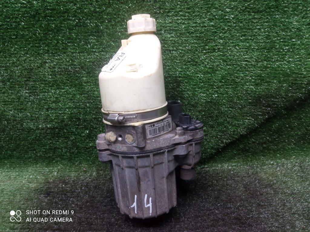 насос гидроусилителя руля Opel Astra H рестайлинг (2006—2014) 2012, 1.8i Z18XER, 13192897 - фото №1