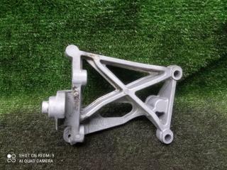 кронштейн компрессора кондиционера Cadillac CTS II (2007—2014) 2013, 3.6i LLT, 92242957